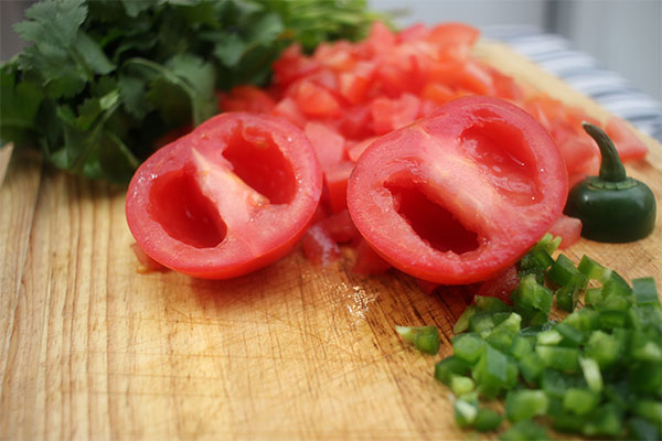 tomatoes-for-pico-de-gallo-recipe
