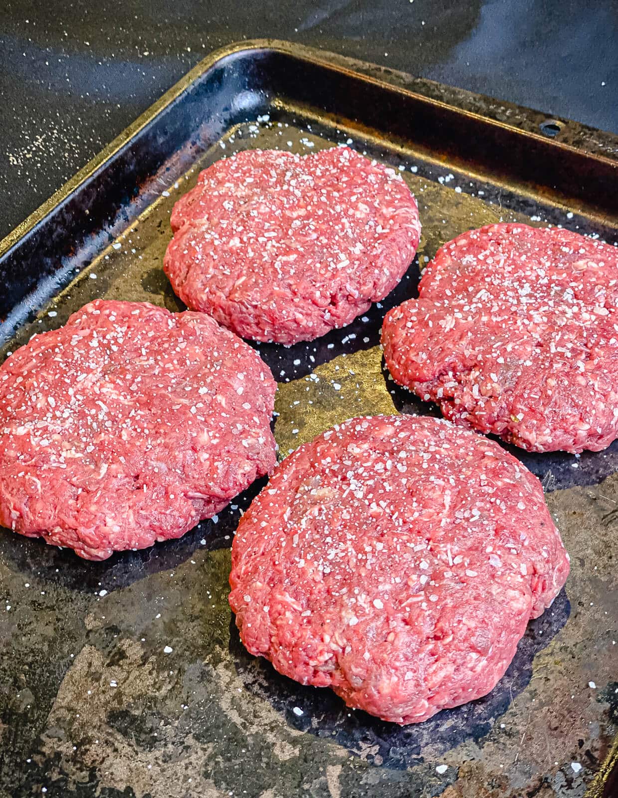 juicy-venison-burger-recipe-grillseeker